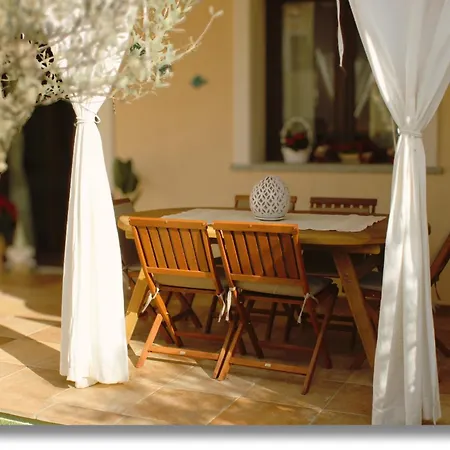 Simius Yanna House Vakantiehuis Villasimius